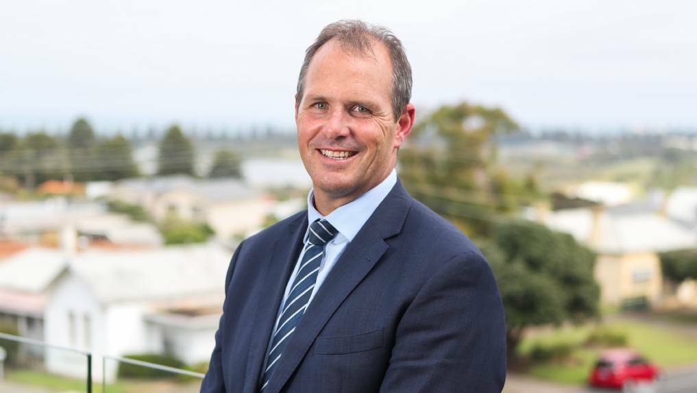 South West Healthcare CEO Craig Fraser said he was pleased to have recruited 375 new staff at a time when finding new employees was difficult nationwide.