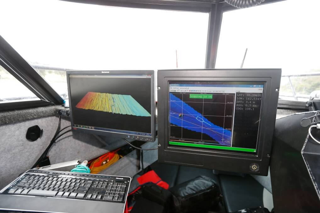 ADVANCED: Live mapping and tracking data aboard Yolla.