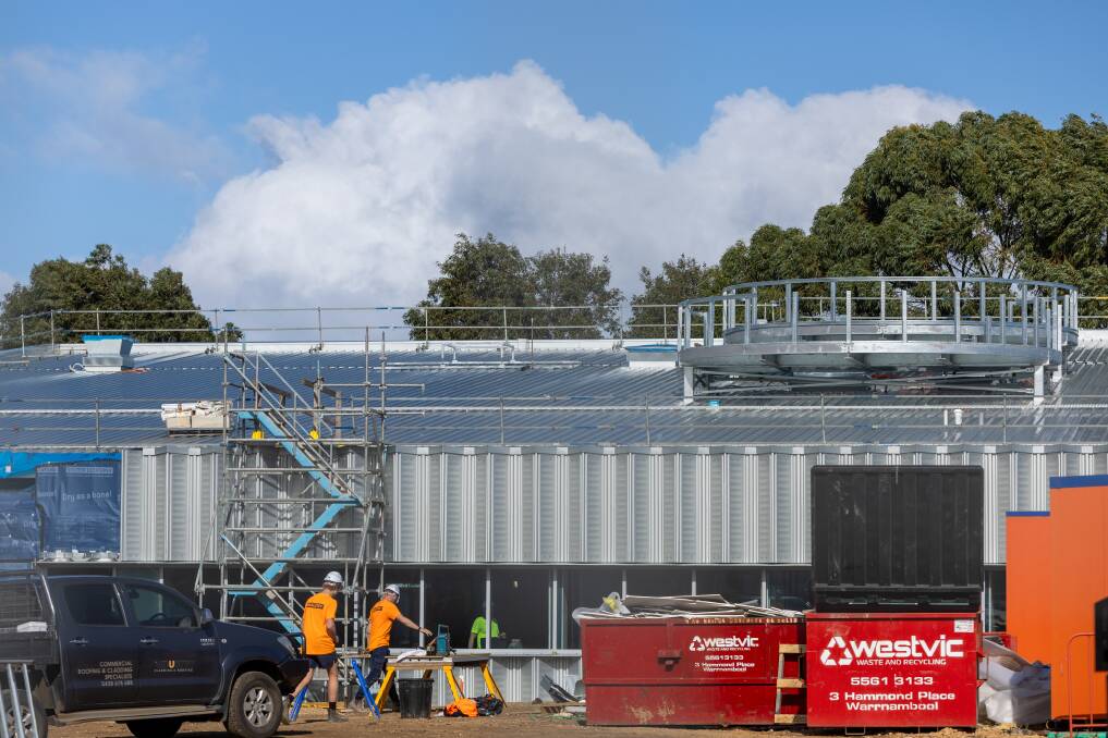 The roof has been placed on Deakin University Warrnambool's Hycel hydrogen hub, which is expected to be complete by early 2024. Picture by Eddie Guerrero