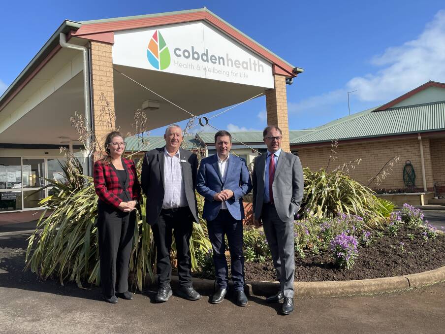 ELECTION COMMITMENT: Matthew Guy (second from right) and Richard Riordan at Cobden Health on Tuesday afternoon. Picture; Lillian Altman