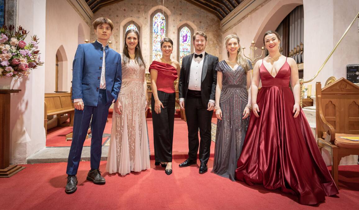 The 2023 aria finalists Nuolin Ouyang, Emily Szabo, Hannah Kostros, James Emerson, Kate Amos and Breanna Stuart. Picture by Sean McKenna