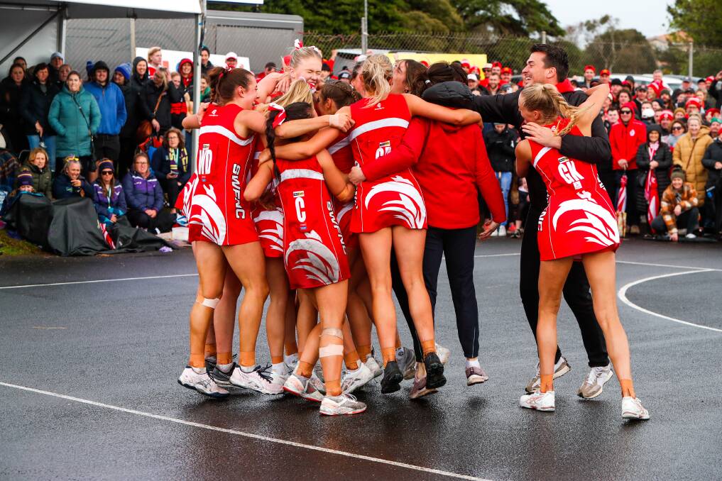 South Warrnambool celebrates on the final siren. Picture by Rob Gunstone