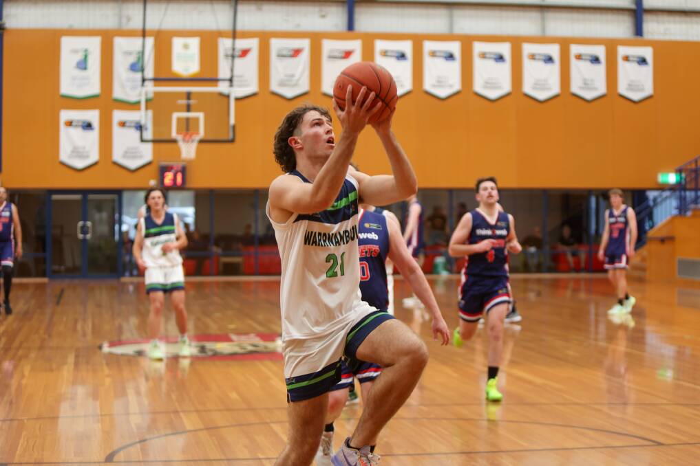 Warrnambool Seahawks' Rupert Morley with a lay-up against Horsham on Sunday. Picture by Eddie Guerrero