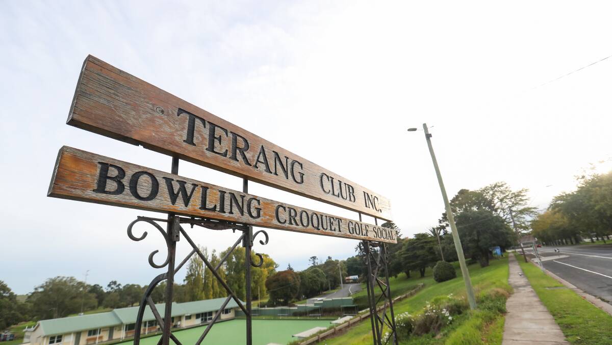 IN THE THICK OF IT: Terang Bowls Club has forfeited two division one weekend pennant contests over the vaccination status of a rival club member. Picture: Morgan Hancock