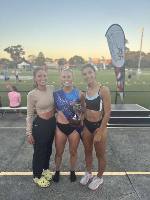 Layla Watson (middle) celebrates her Beachside Gift victory alongside DPS teammate Hannah McMeel and Wangaratta sprinter Bella Pasquali. Picture supplied