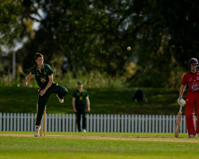 Port Fairy export Joe Medew-Ewen sends one down for Northcote this season. Pictures by Chris Thomas