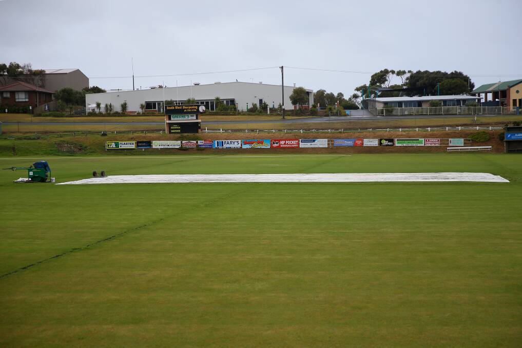 The Warrnambool and District Cricket Association has abandoned the opening round of matches on Saturday. 