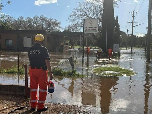 NSW SES Gilgandra Unit deployed to assist with flood operations in Dubbo on Sunday. Picture supplied by SES.