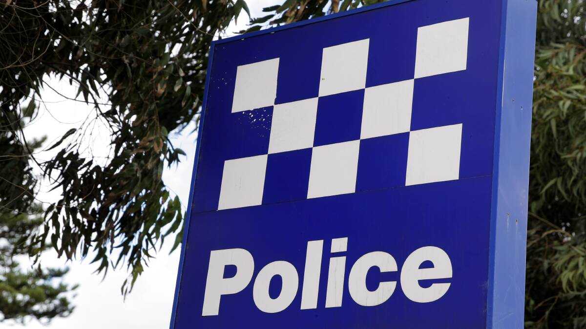 Driver crashes through road barriers in Warrnambool