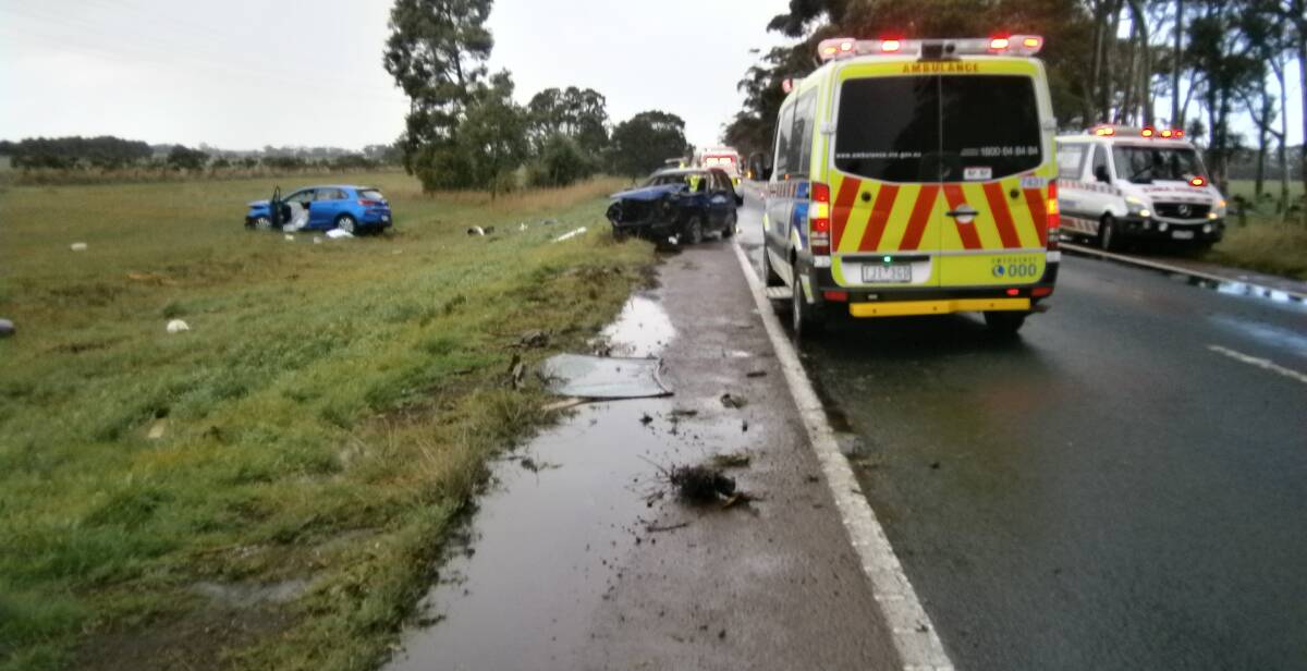 Man flown to Melbourne after Princes Highway head-on collision