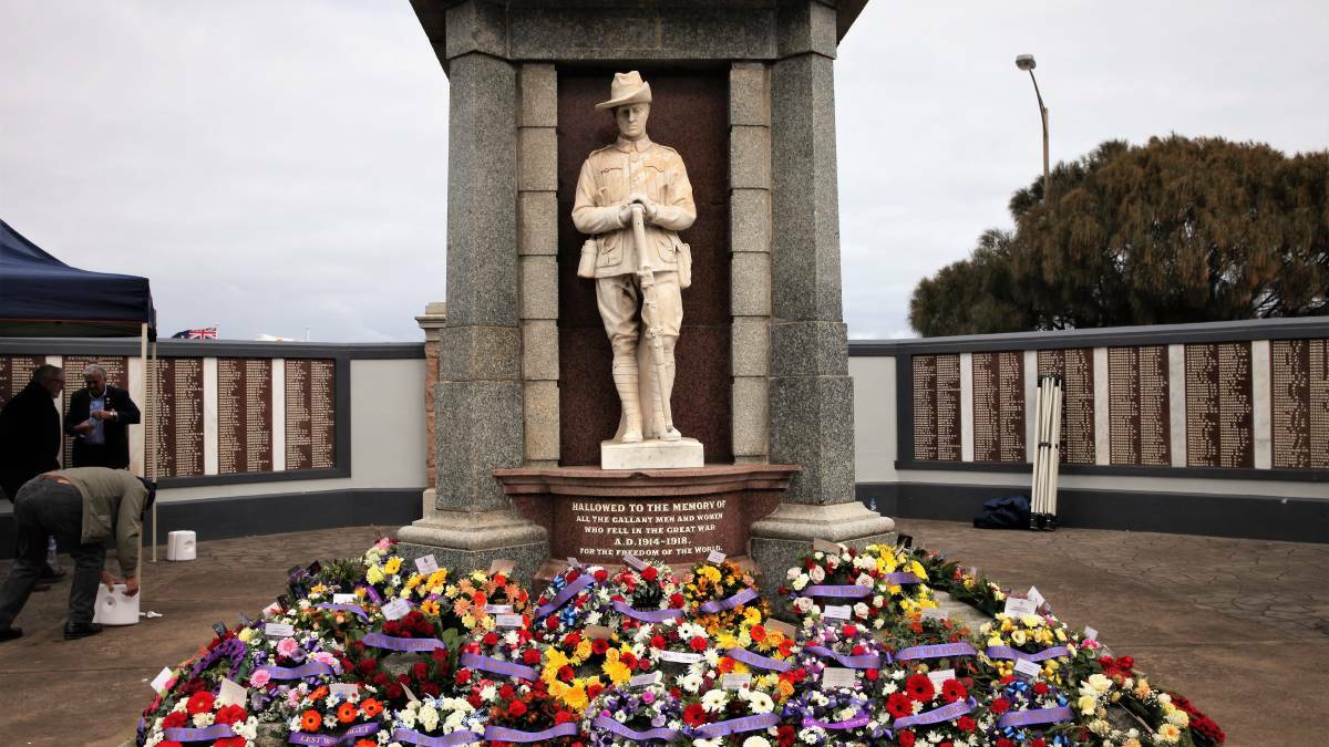 There will be no mid-morning Anzac Day march held in 2022. 