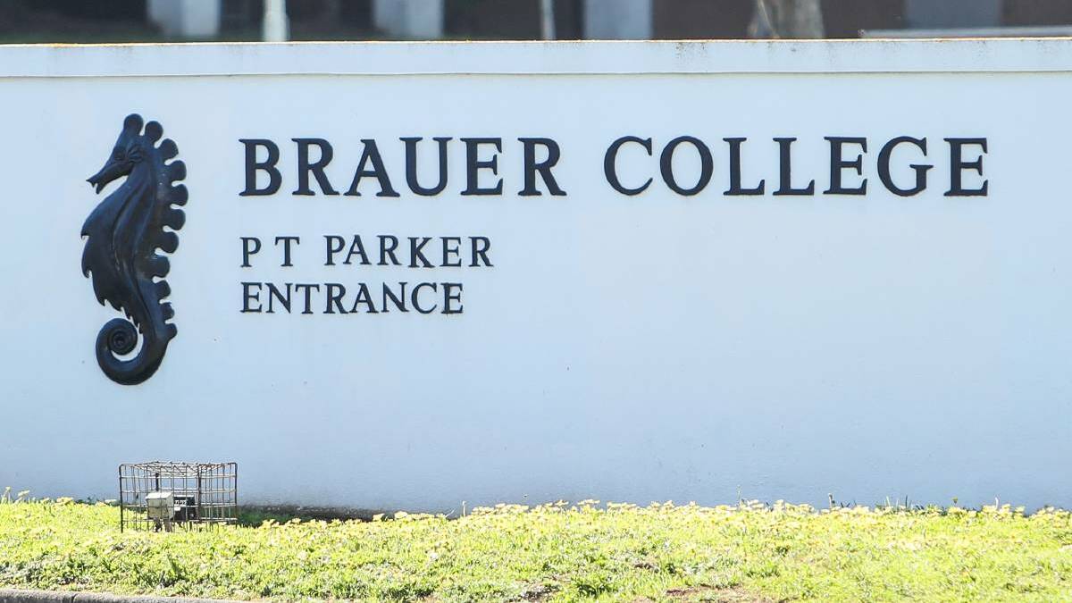 Man arrested for allegedly sending threatening text to Brauer College student