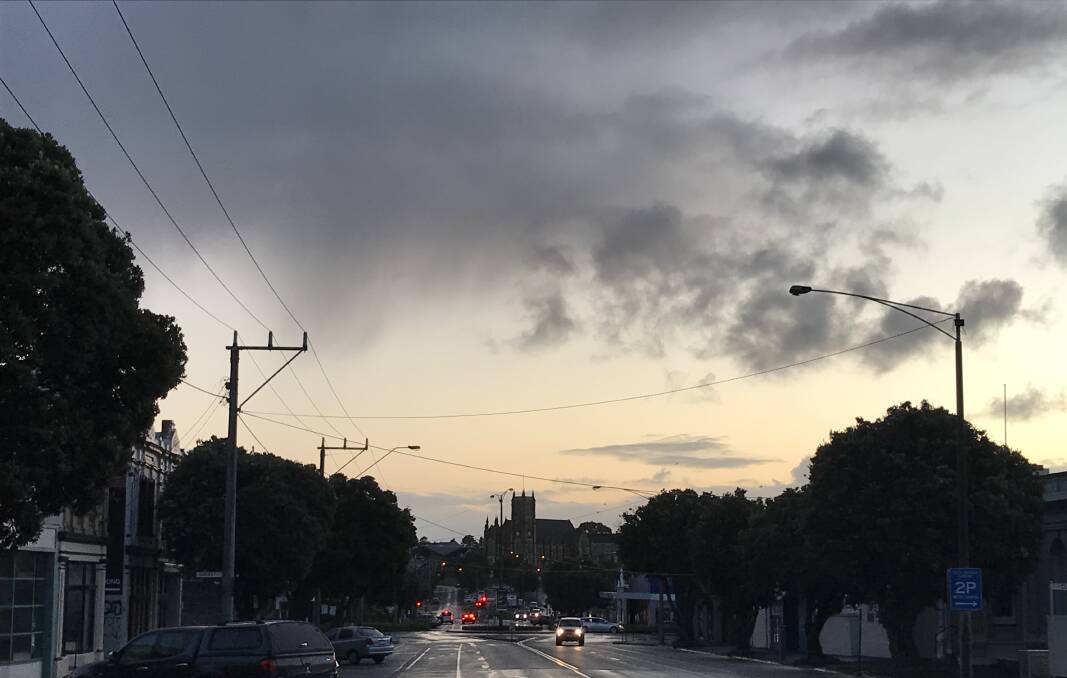 Showers and possible hail on the way this morning. Warrnambool is expecting a top of 13 degrees. 