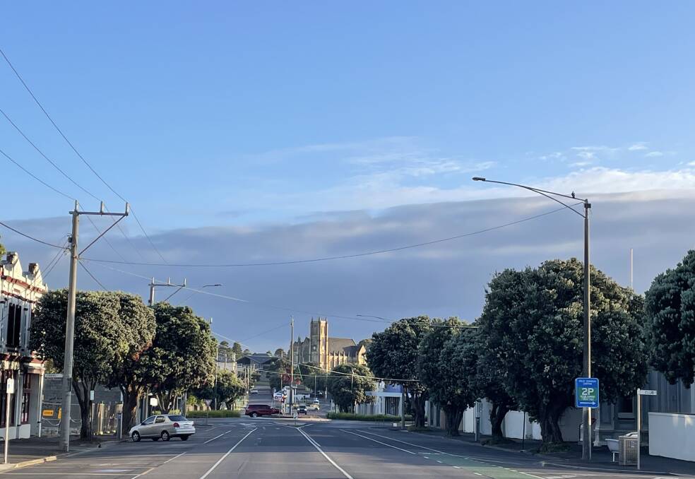 At 7am in Warrnambool looking north up Kepler Street it was 9.9 degrees. We're expecting a top of 17 but it will get cooler later in the day.