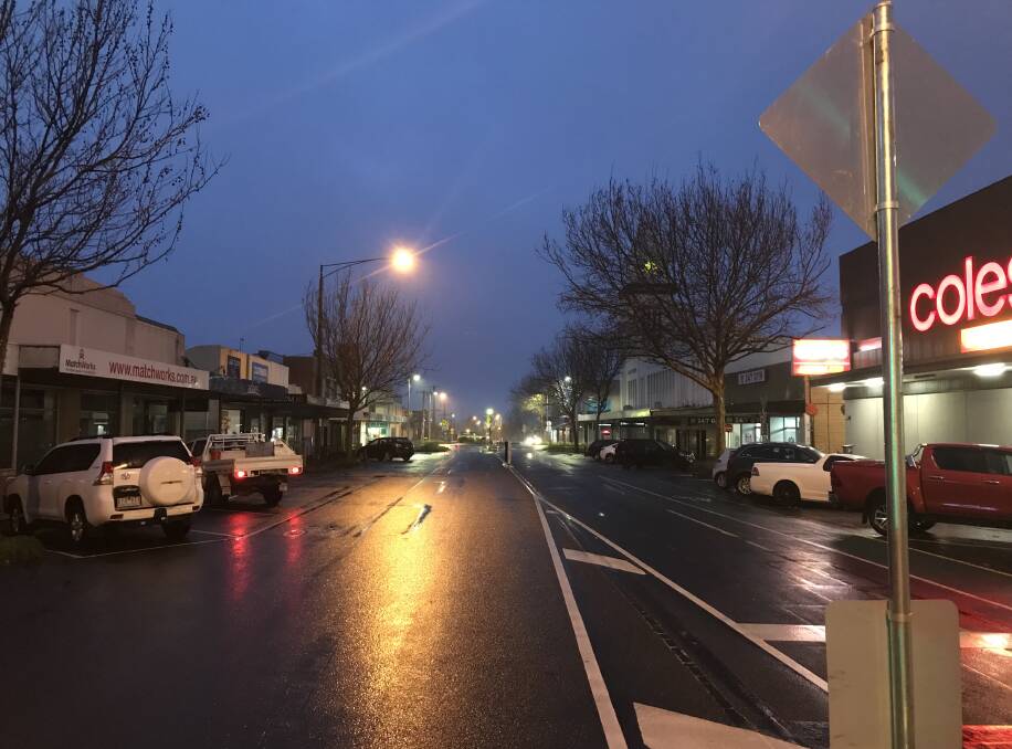 It was drizzling rain looking east along Lava Street at 7am in Warrnambool. The south-west is expecting showers today with tops between 11 and 13 degrees today.