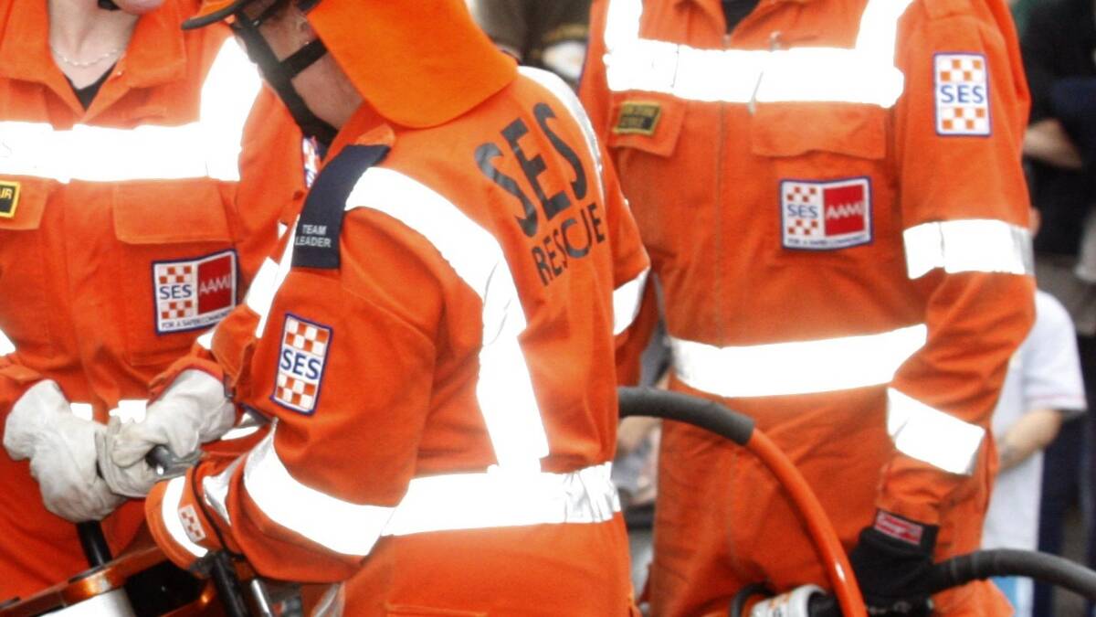 SES is the control agency during emergency responses to flood, storm, tsunami and earthquake in Victoria, and is the largest provider of road crash rescue in the state.