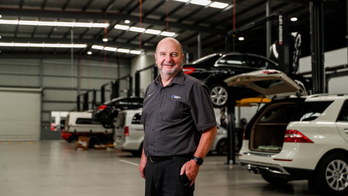 Callaghan Motors praised service manager Rob Lee for his 36 years of service. Picture: Morgan Hancock