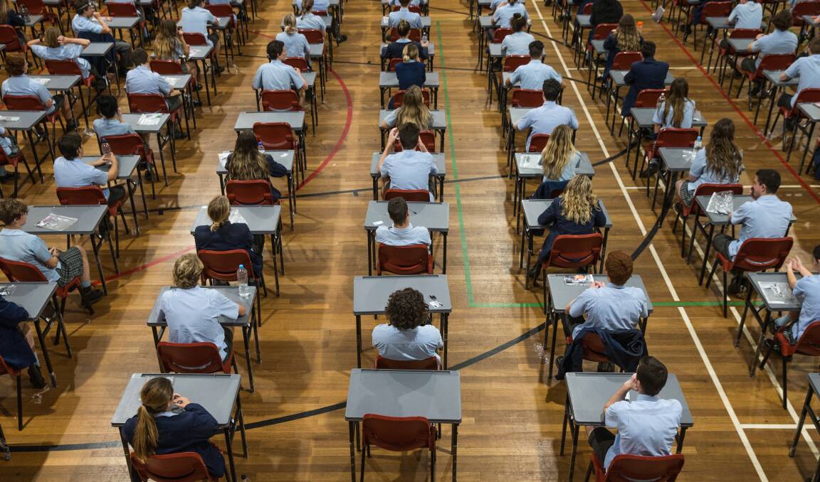 Emmanuel College Warrnambool Year 12s said unis should lower entrance requirements for regional students following the coronavirus disruptions.