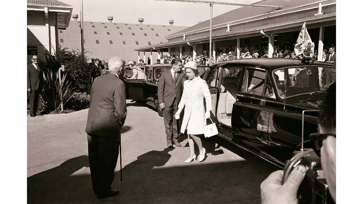 The Queen surprised her guests by requesting to tour a factory during her 1970 visit to Orange.