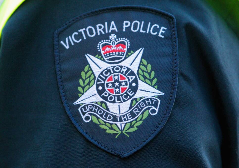 Police threatened with mattock in Mortlake area stand-off