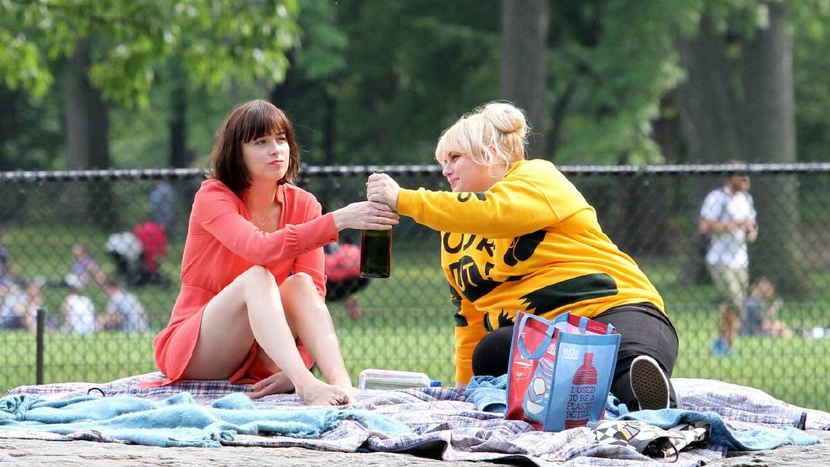 Dakota Johnson and Rebel Wilson make a good team in the otherwise disappointing How To Be Single.