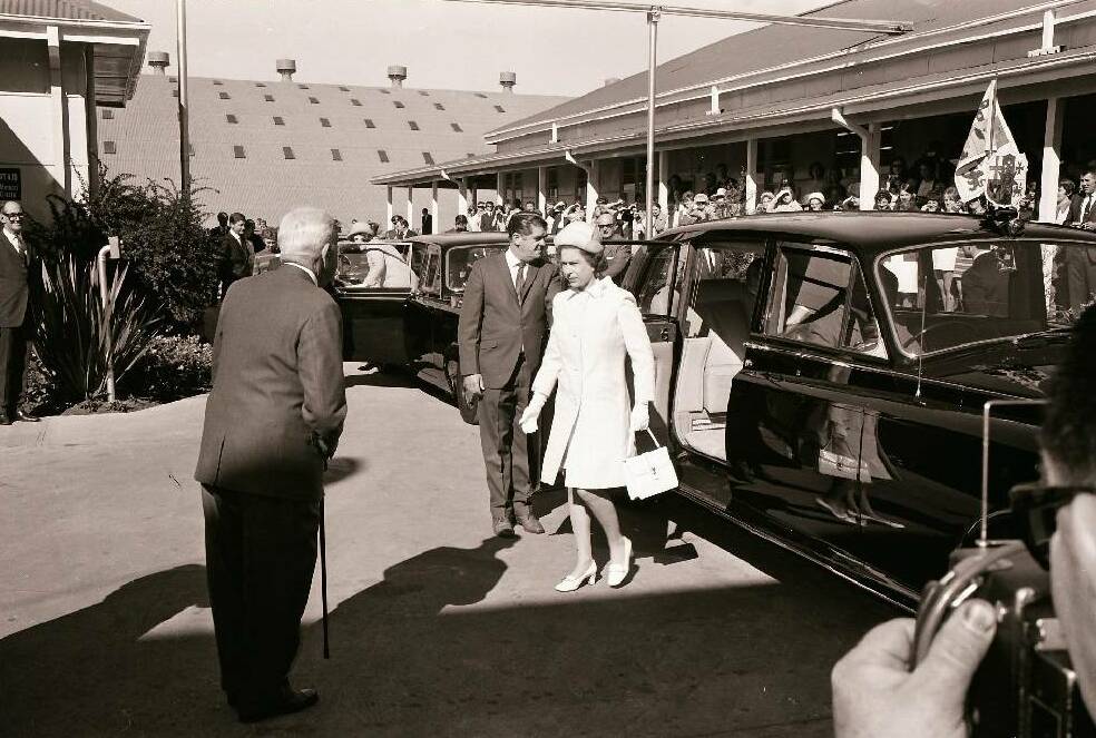 The Queen surprised her guests by requesting to tour a factory during her 1970 visit to Orange.
