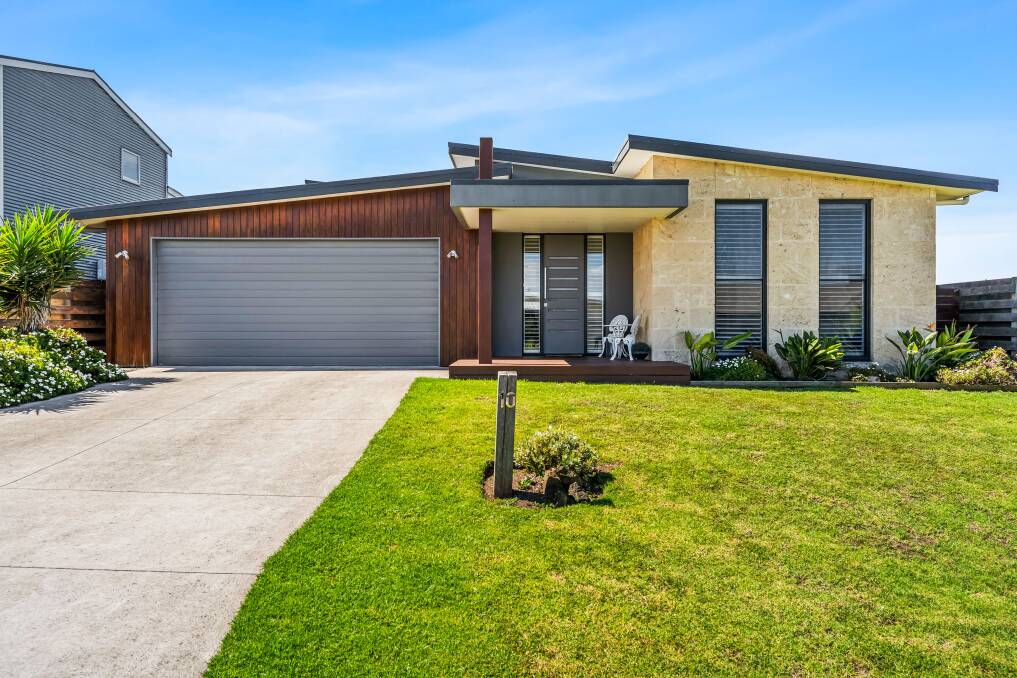 10 Martin Laurence Place, Port Fairy