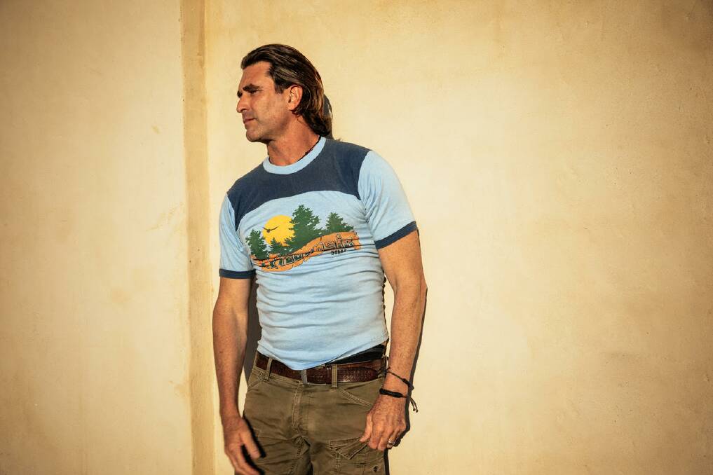 Pete Murray will play in Warrnambool at the Whalers Hotel on January 23.