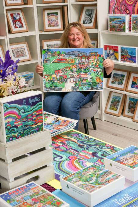 Left: Artist Karen McKenzie with the Port Fairy Consolidated School artwork she created in partnership with the school as a fund-raiser, after its popular Twililght Market was cancelled due to COVID-19.