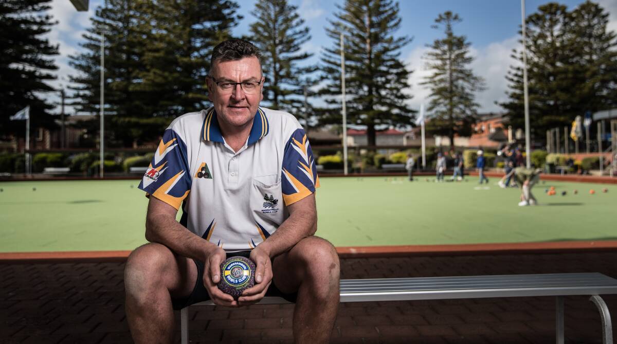 READY TO ROLL: Warrnambool Gold bowler Kevin Carlin has returned to the Cramer Street club for the 2018-19 season. Picture: Christine Ansorge