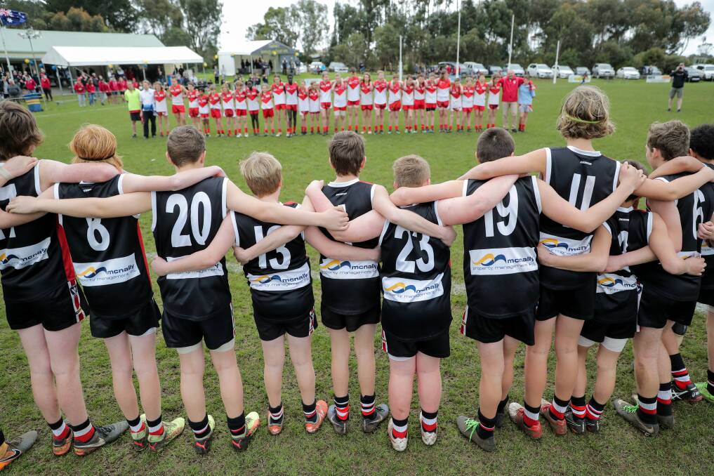 TEAM WORK: Hampden league will crown its junior best and fairest winners on Monday night. Picture: Rob Gunstone