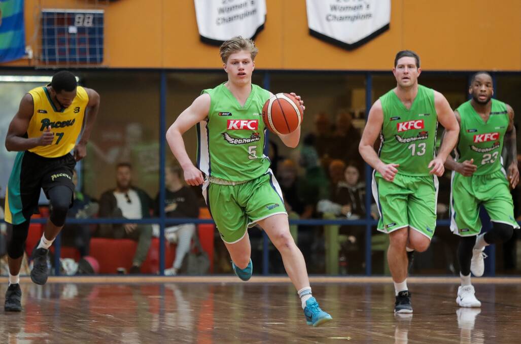 JETLAG: Jay Rantall played five Big V minutes on Sunday, just days after returning from the FIBA Under 17 World Cup. Pictures: Morgan Hancock