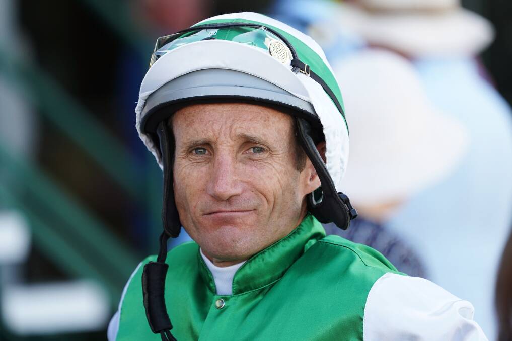 EXPERIENCED: Talented jockey Damien Oliver has accepted a ride for Warrnambool trainer Daniel Bowman. Picture: AAP 