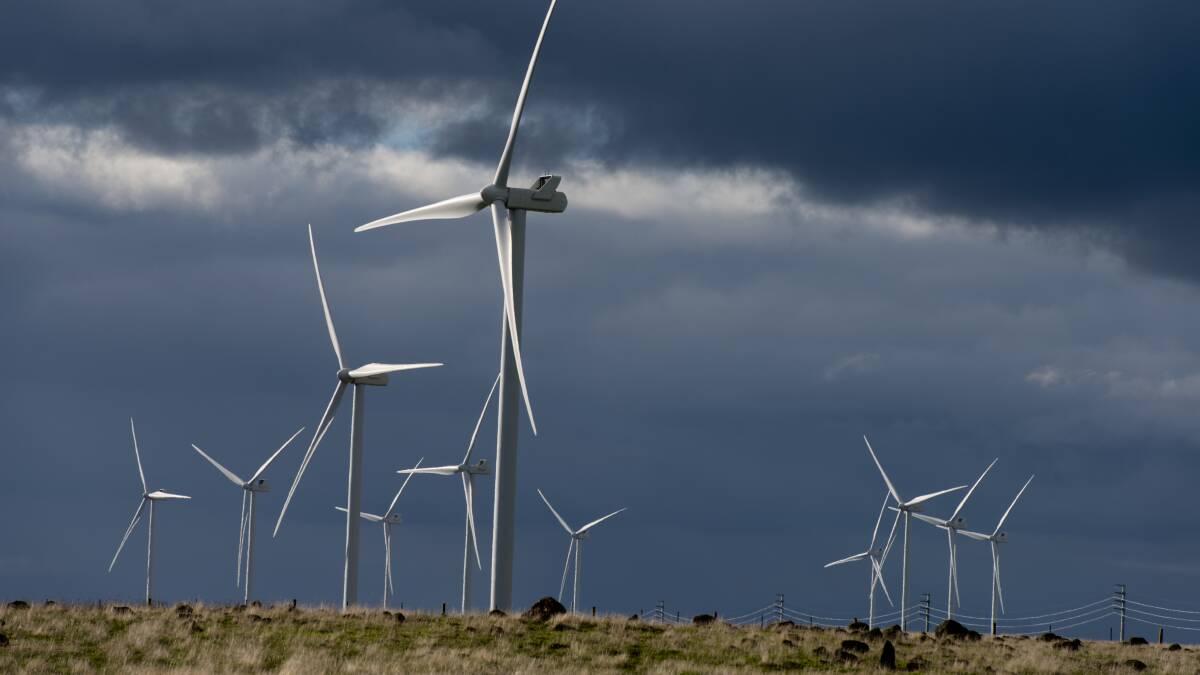Wind energy produced in the south-west is to increase with the new Salt Creek wind farm being commissioned.