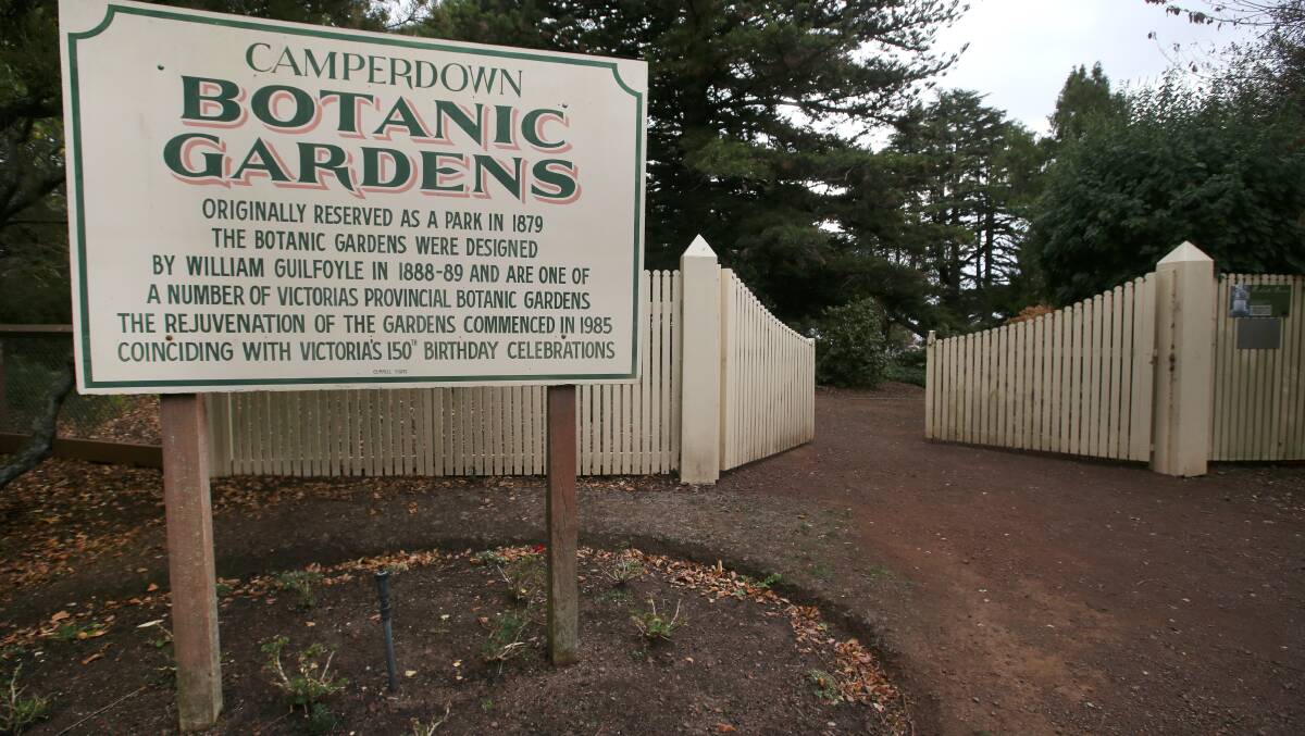 The Camperdown Botanic Gardens. 