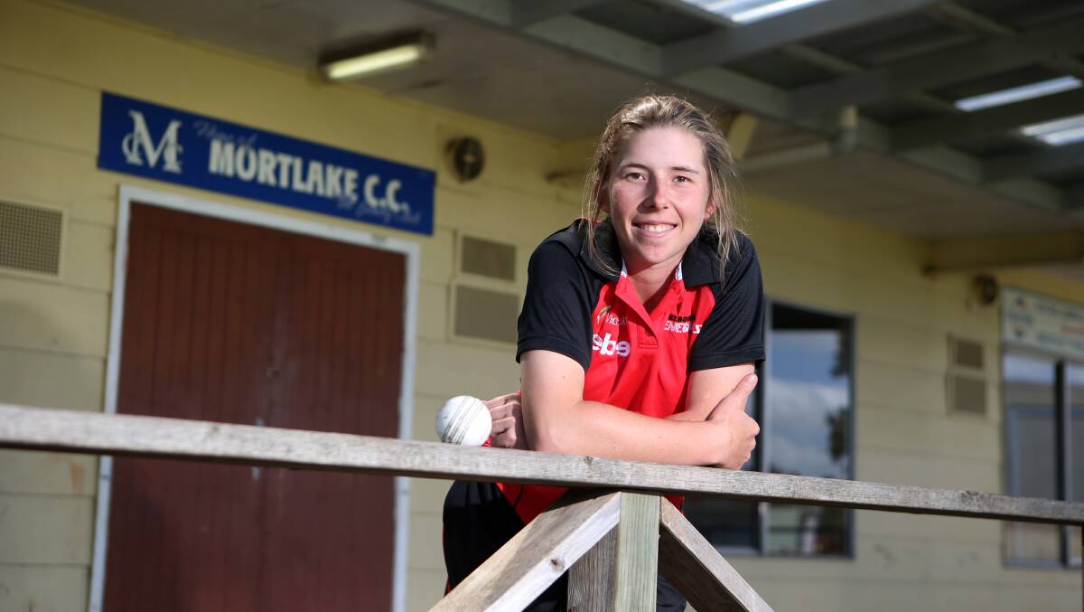 Mortlake export Georgia Wareham named in Victorian squad for opening round of the Women’s National Cricket League.