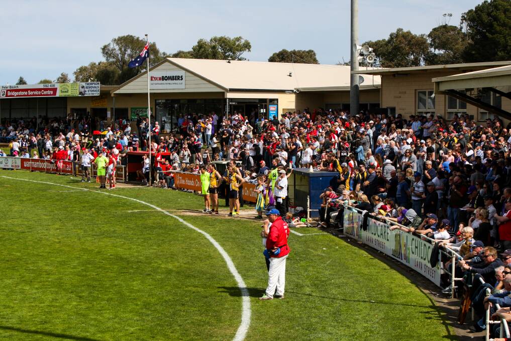 A big crowd fills the Reid Oval for hte 2017 HFNL Grand Final. Picture: Rob Gunstone