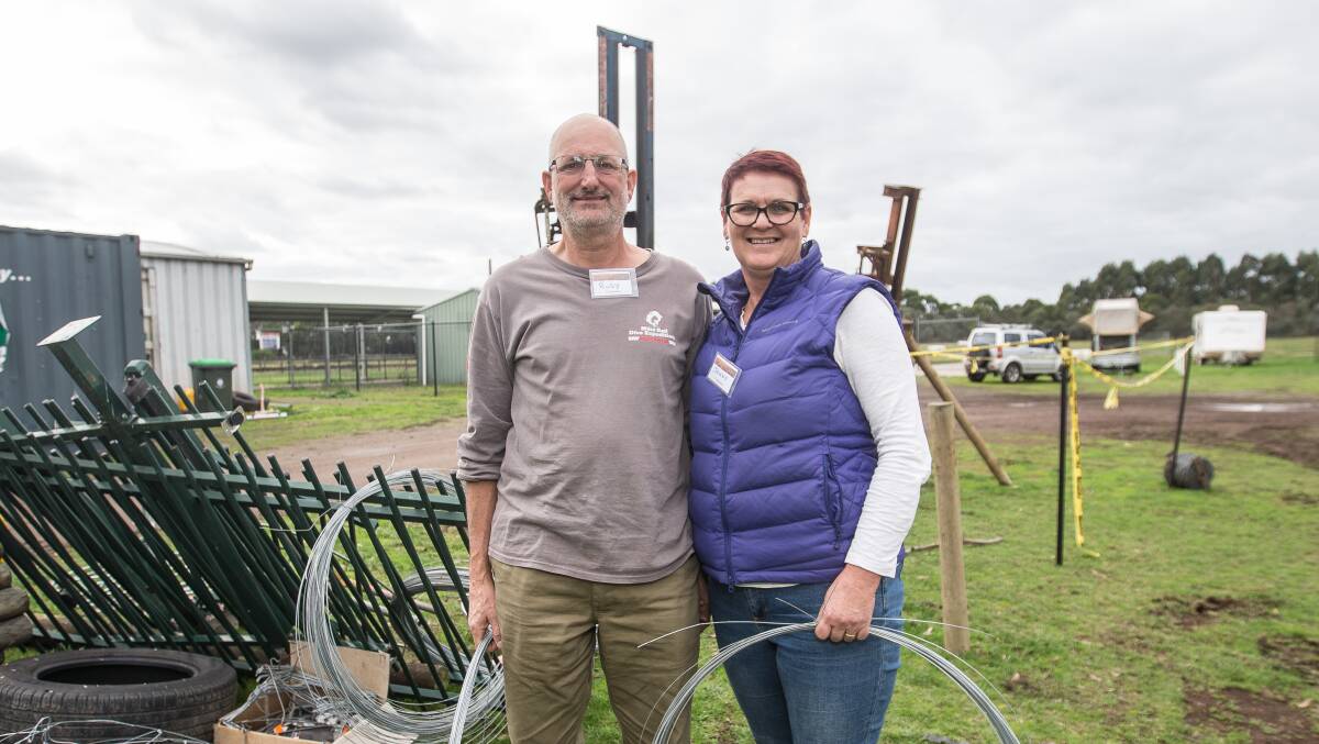 Dedicated: Volunteers Rudy Van Der Korput and Jenny Zautsen worked at the Macarthur Blaze Aid camp before transferring to the Cobden camp last week.     Picture: Christine Ansorge