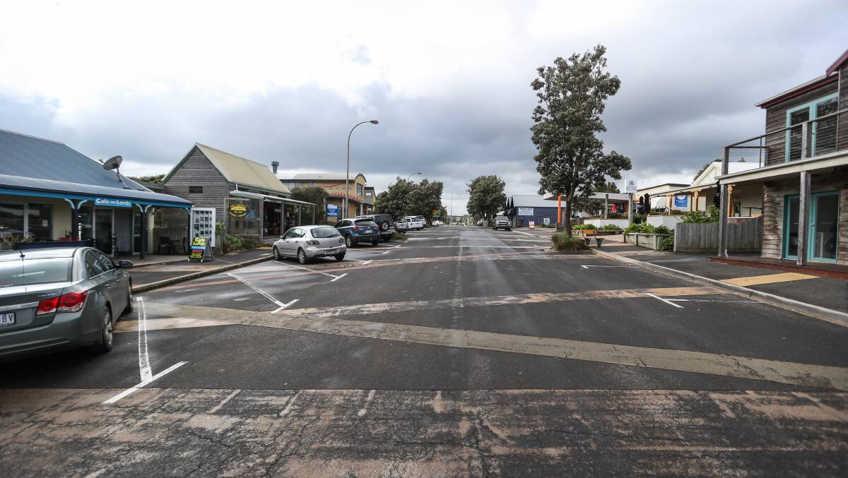 PARKING CONCERNS: Parallel parking will replace angle parking in a streetscape proposal for Port Campbell. Picture: Morgan Hancock