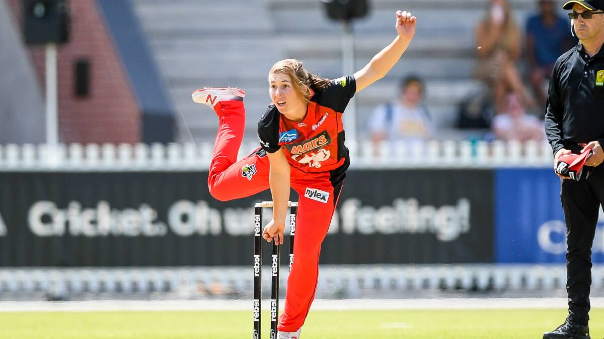 BACK IN: Georgia Wareham, bowling Melbourne Renegades in the recent season of the Big Bash League, has retained her spot in the Australian squad. Picture: Morgan Hancock
