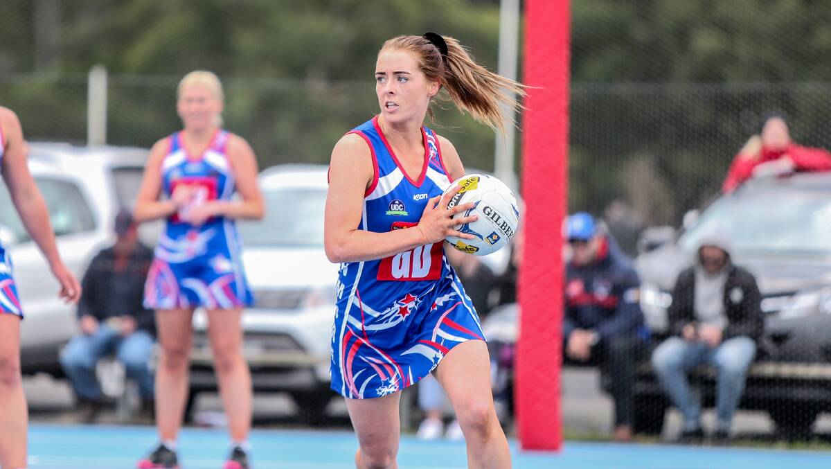 ON THE MOVE: Panmure goal defence Emily Byers looks to pass the ball down the court. Picture: Christine Ansorge