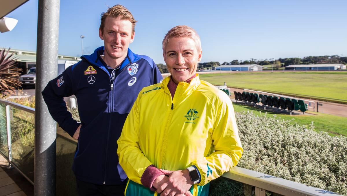 CHANGING THE GAME: Western Bulldogs AFLW coach Paul Groves and Commonwealth Games javelin thrower Kathryn Mitchell were in Warrnambool on Friday. Picture: Christine Ansorge