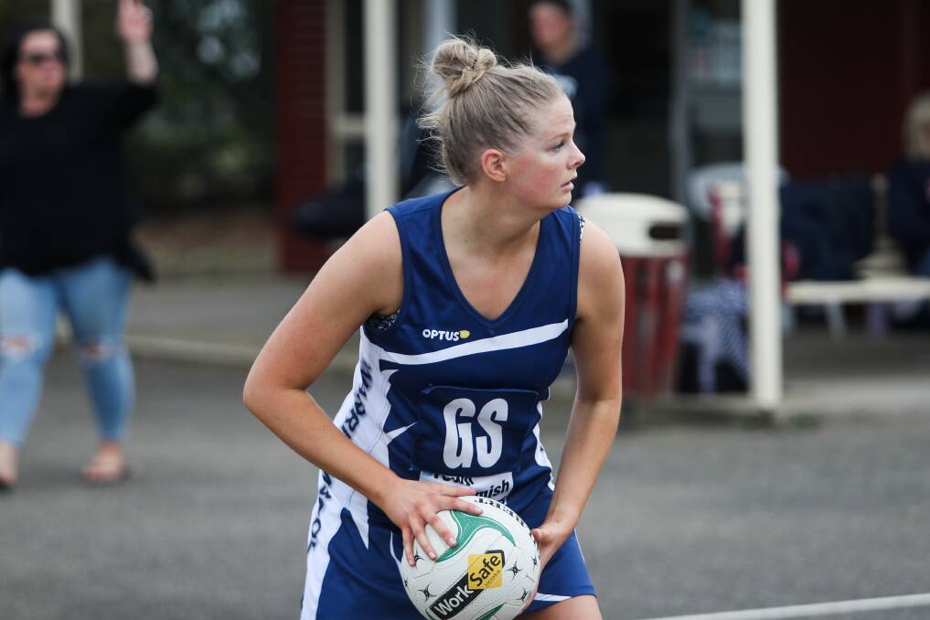HANDY INCLUSION: Warrnambool's Danielle Keilar is playing a significant role in the Blues' goal ring. Picture: Morgan Hancock
