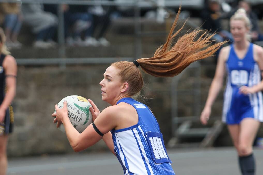 Good in attack: Hamilton Kangaroos' Chloe Uebergang catches the ball. Picture: Morgan Hancock