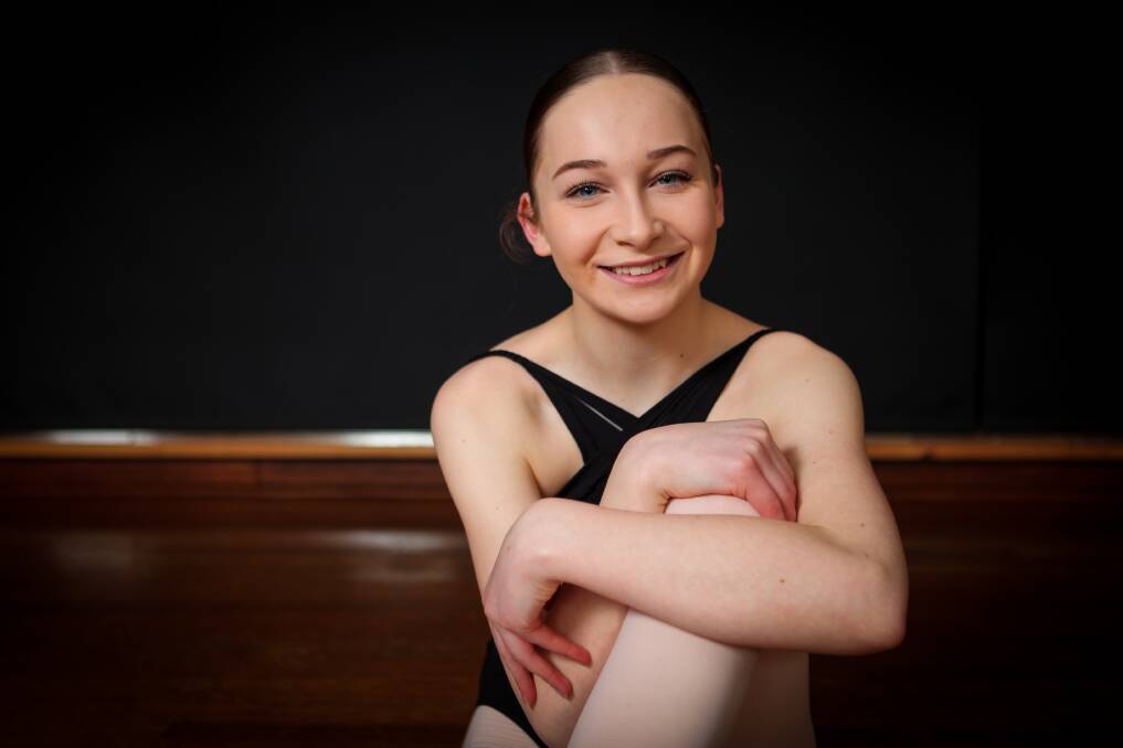 City Bound: Ashlyn Walker, 17, is auditioning for city-based dance schools as she plans to move to Melbourne in 2020. Picture: Rob Gunstone