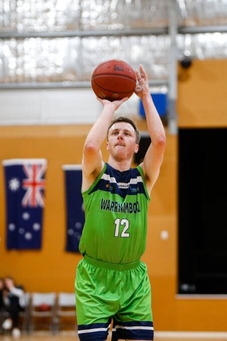 BUILDING DEFENCE: Warrnambool Seahawks' Adam Lawson had 15 points as his side cruised to a six-point win over Bellarine Storm. Picture: Anthony Brady