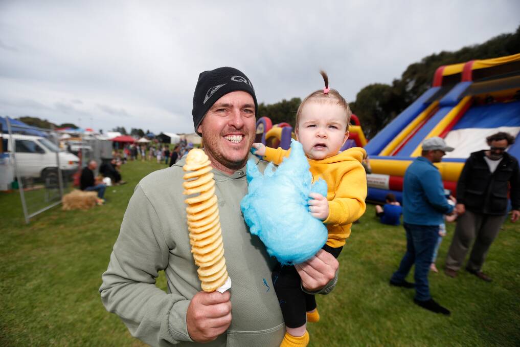 DAY OUT: Port Fairy's Anthony Jewell with daughter Gracie, enjoying the 2019 Port Fairy Show.. Picture: Mark Witte