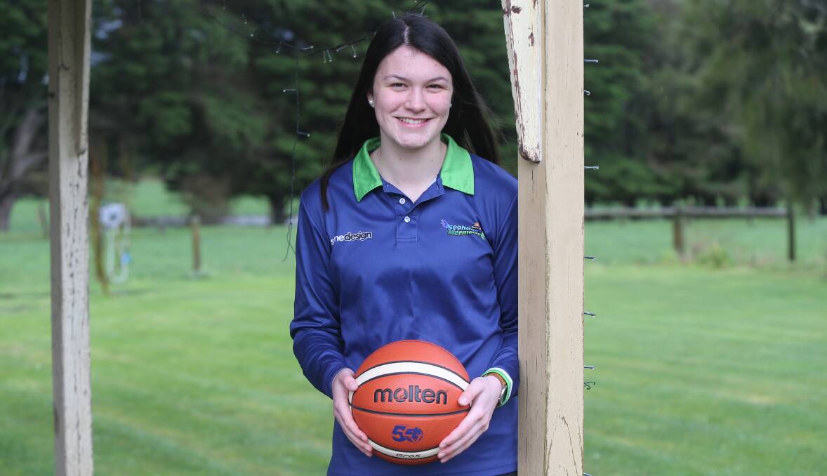 Determined: Warrnambool Mermaids' Leah Bartlett has been keeping up her basketball skills while focusing on her studies this year. Picture: Mark Witte