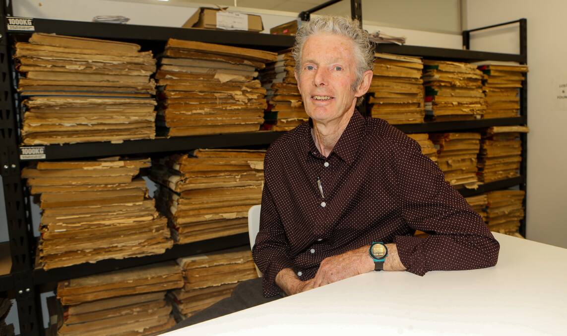 Legendary Standard reporter Peter Collins wrote for the paper for more than four decades. Picture by Anthony Brady