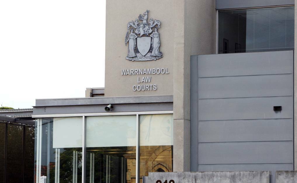 Man pleads guilty to selling drugs to undercover police officers